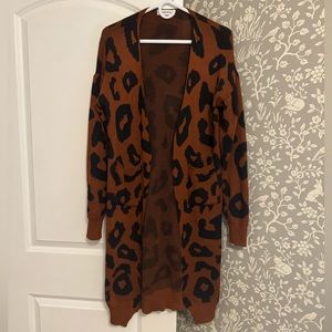 Angashion Leopard Sweater
